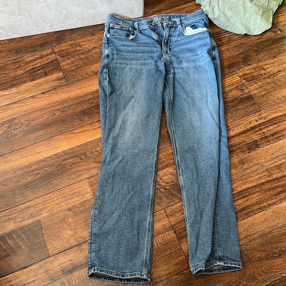 90’s straight jean from American Eagle